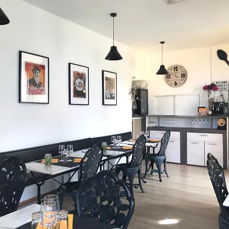 Du Pietri Gæstehus *